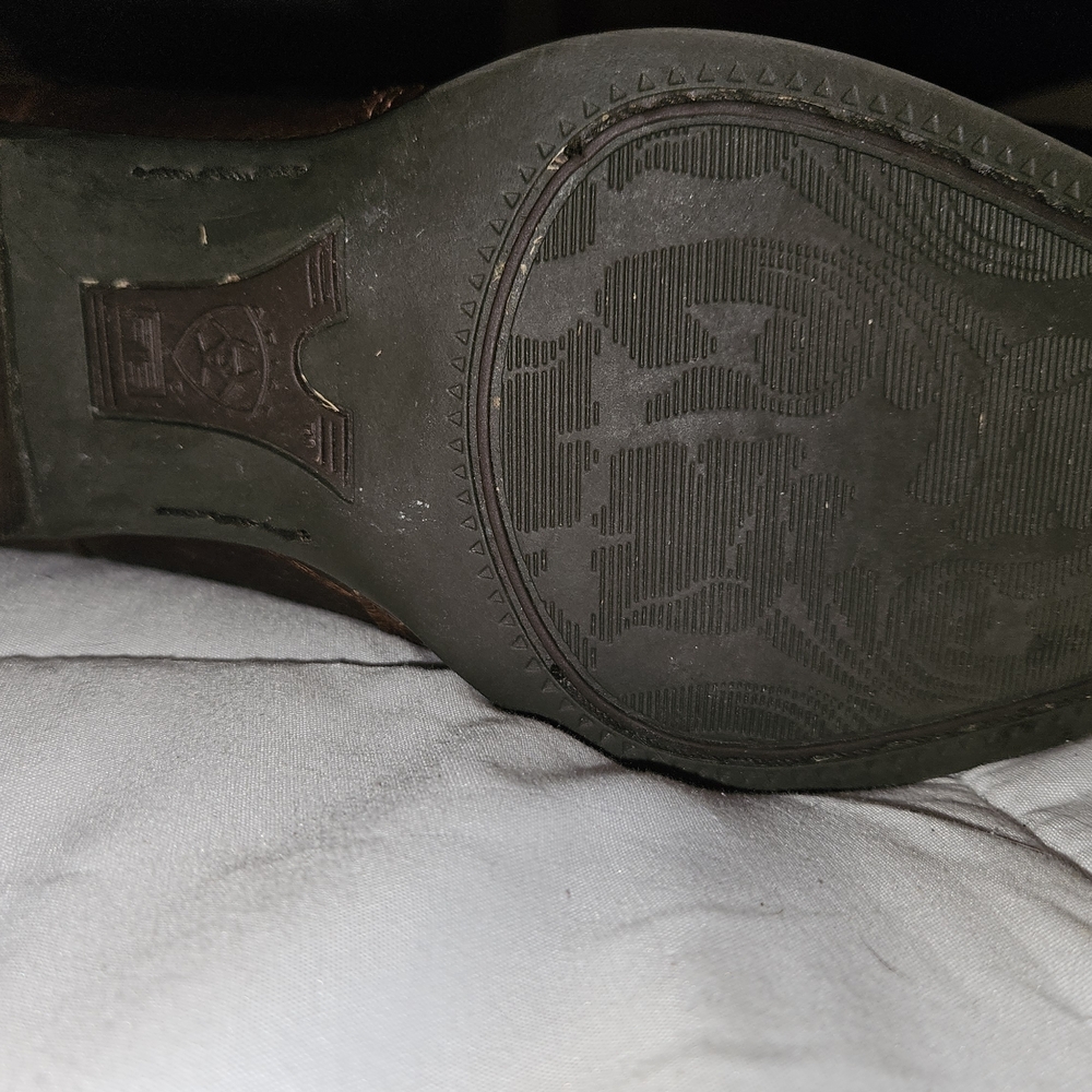 Ariat Brown Heeled Boots - Picture 4 of 6